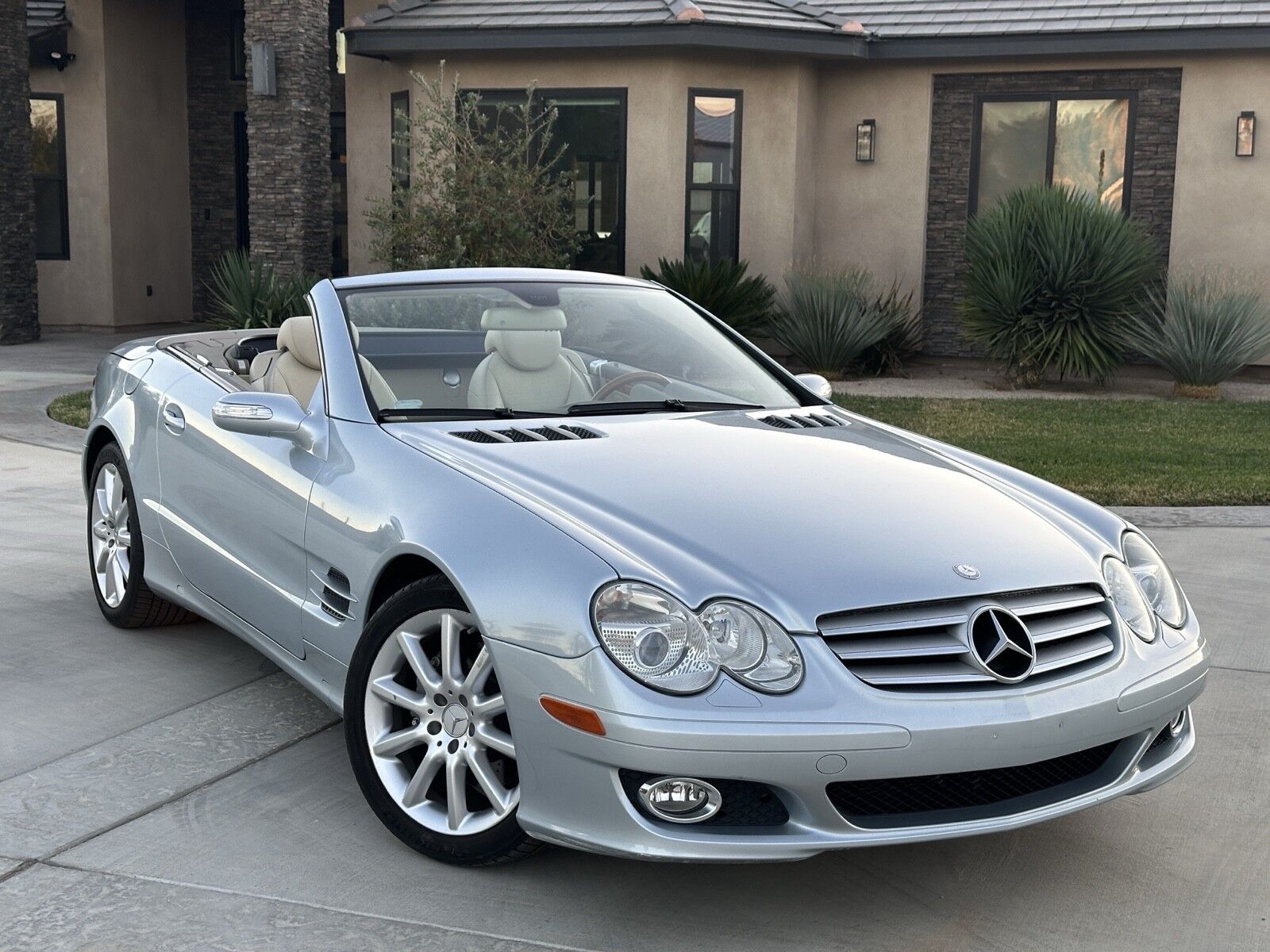 Mercedes-Benz SL-Class