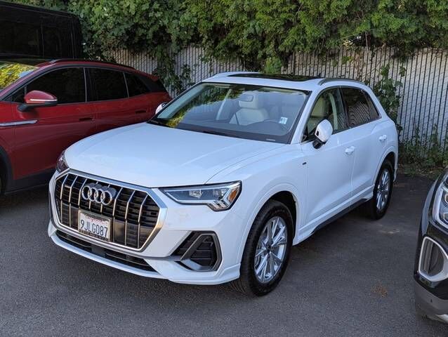 2024 AUDI Q3