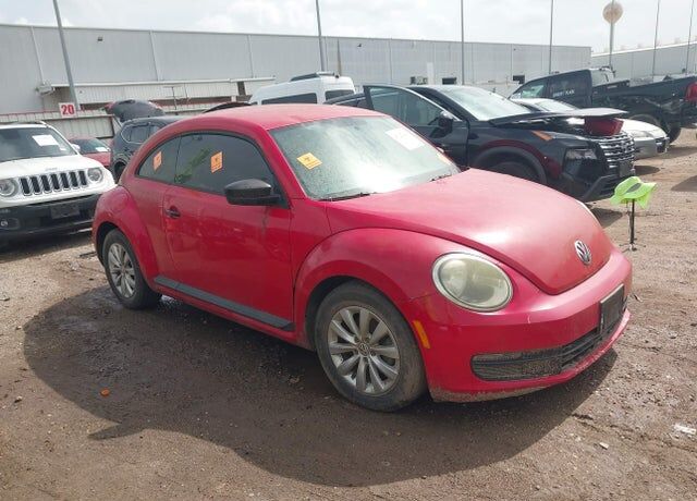 2014 VOLKSWAGEN Beetle