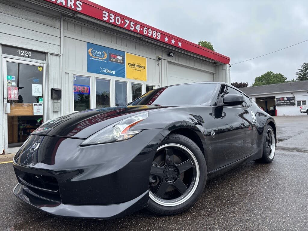 2012 NISSAN 370Z