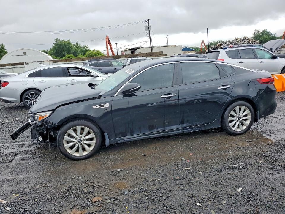 2018 KIA Optima