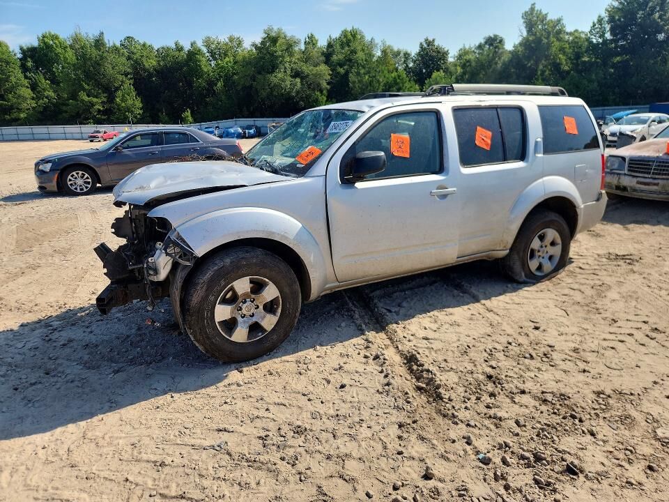 2012 NISSAN Pathfinder