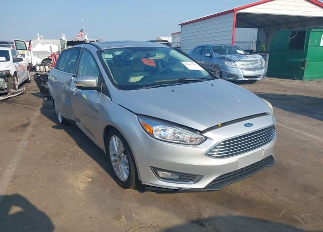 2017 FORD Focus