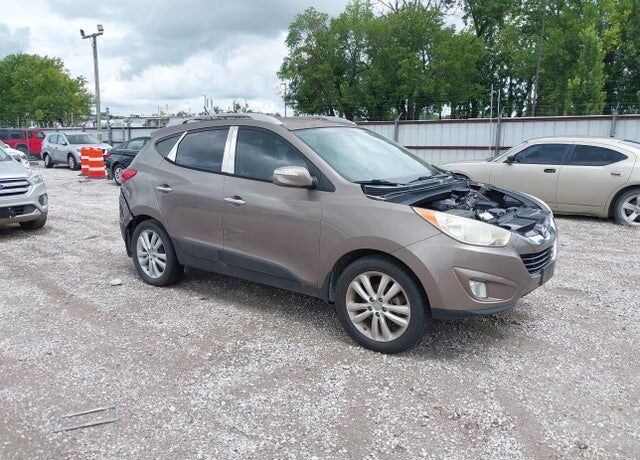 2011 HYUNDAI Tucson