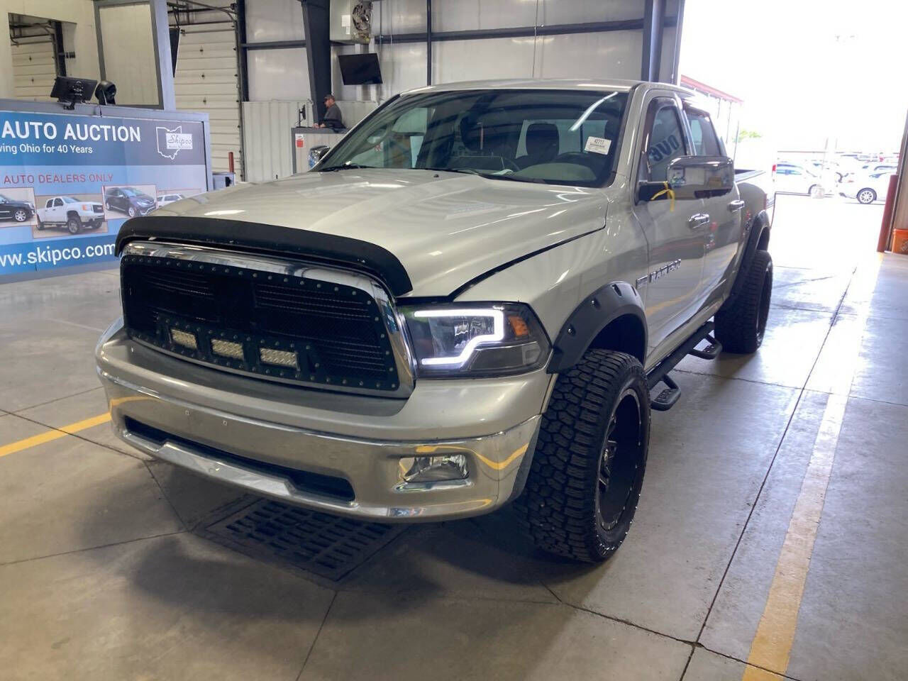 2012 DODGE Ram