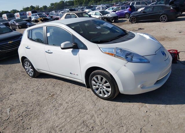 2013 NISSAN Leaf