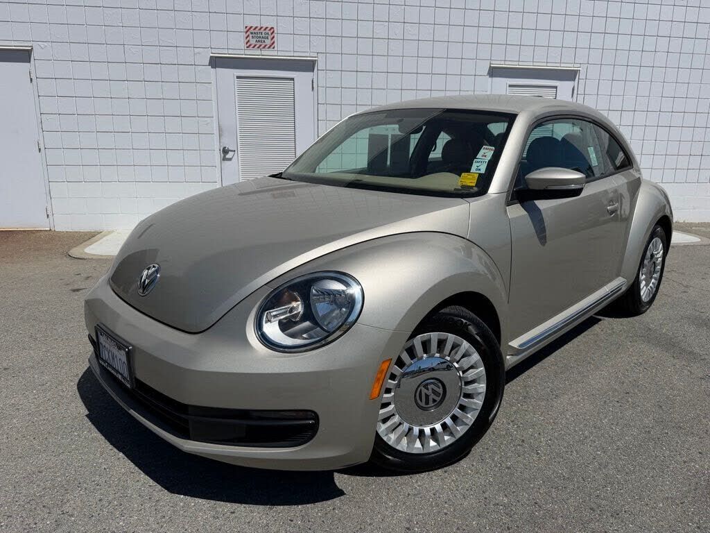 2014 VOLKSWAGEN Beetle