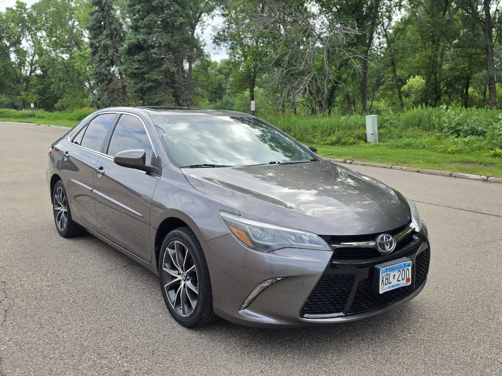 2017 TOYOTA Camry