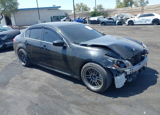 2013 INFINITI G37