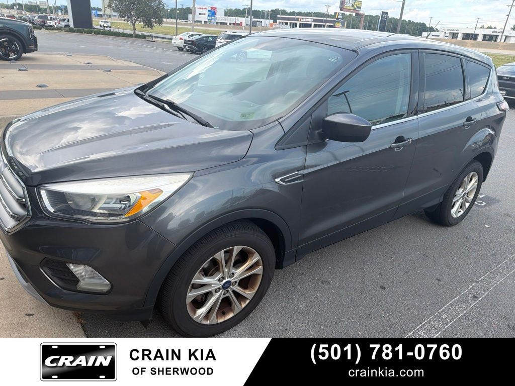 2017 FORD Escape