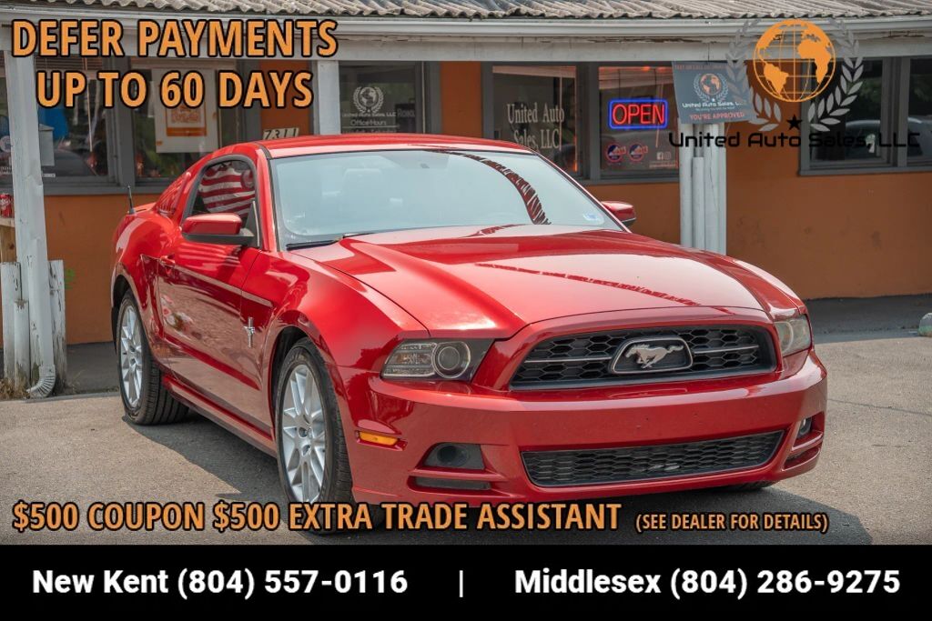 2013 FORD Mustang