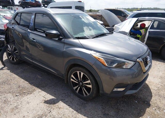 2019 NISSAN Kicks