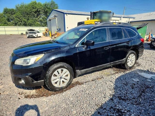 2015 SUBARU Outback