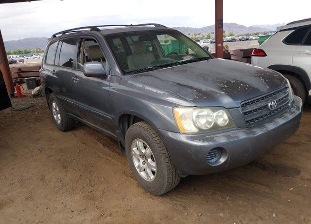2002 TOYOTA Highlander