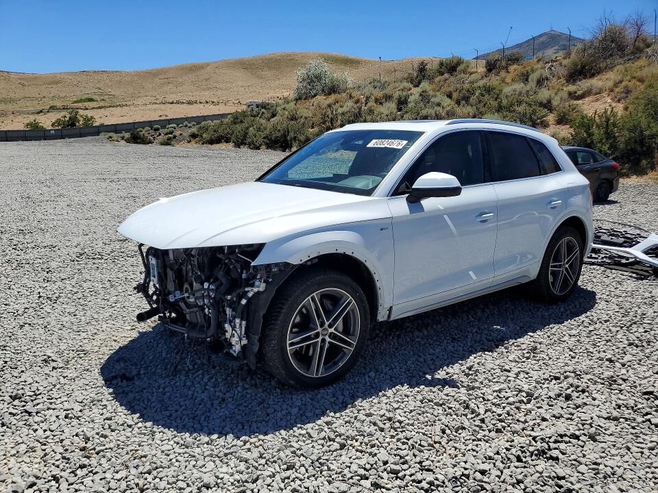 2021 AUDI Q5 e
