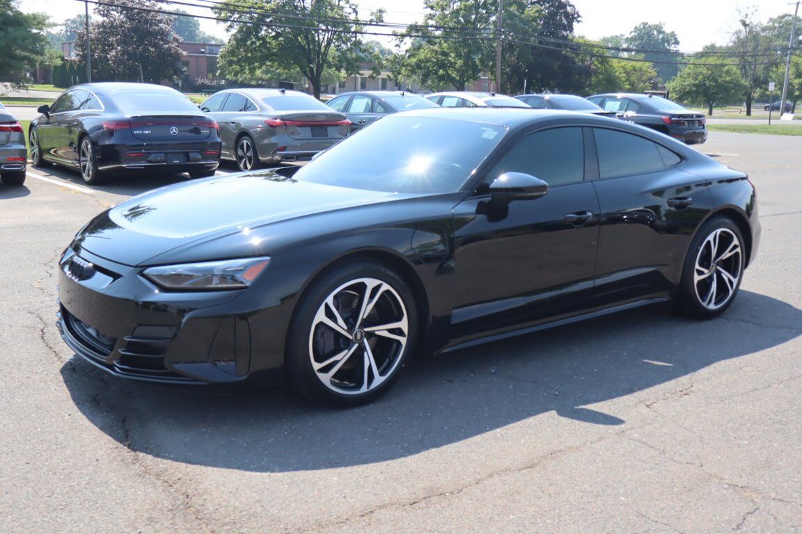 2023 AUDI e-tron GT