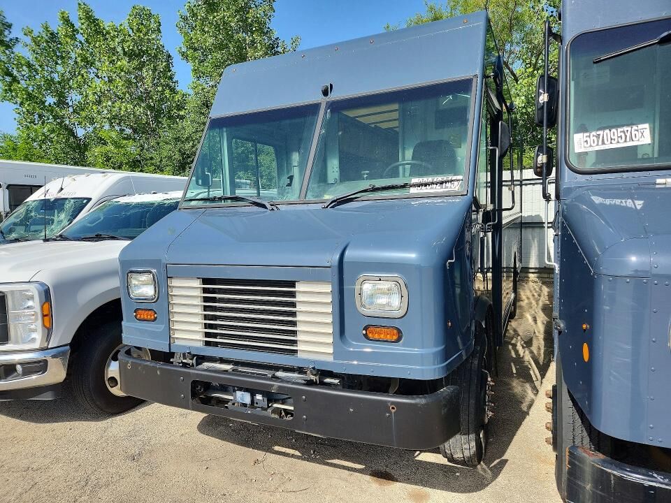 2020 FORD Commercial Chassis