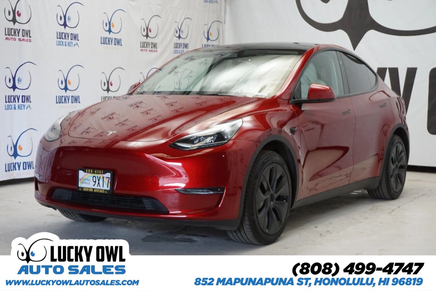 2025 TESLA Model Y