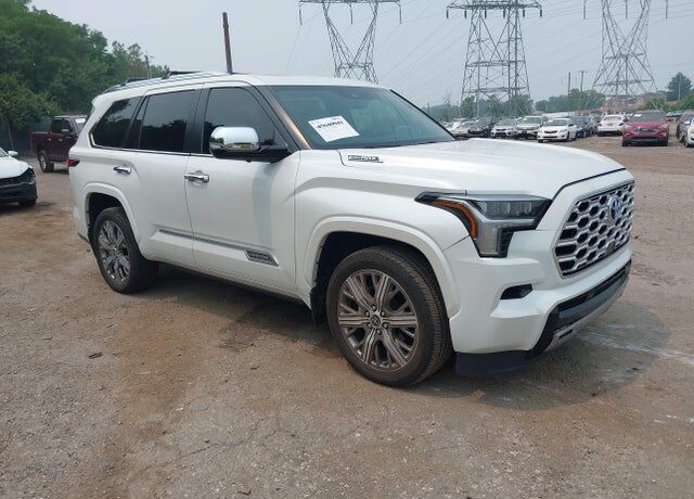 2023 TOYOTA Sequoia
