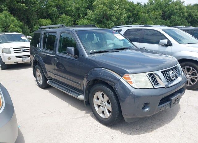 2011 NISSAN Pathfinder