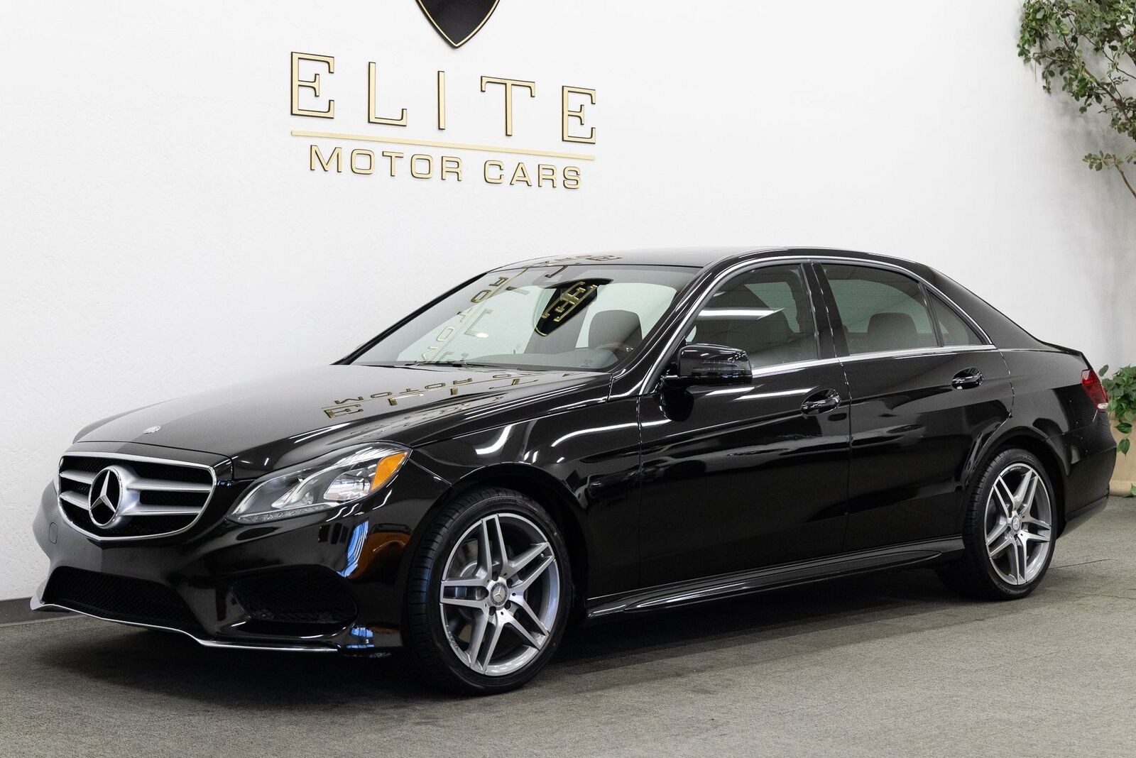 2016 MERCEDES-BENZ E-Class