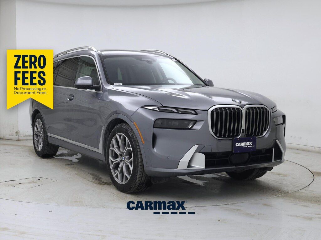 2023 BMW X7
