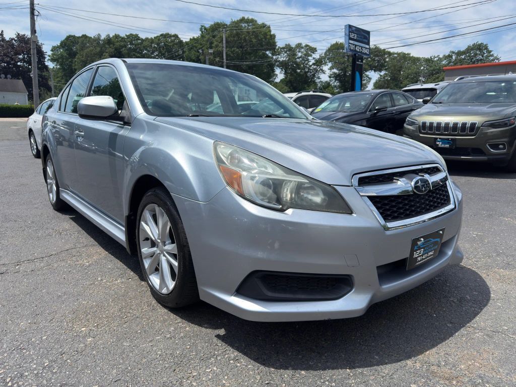 2013 SUBARU Legacy