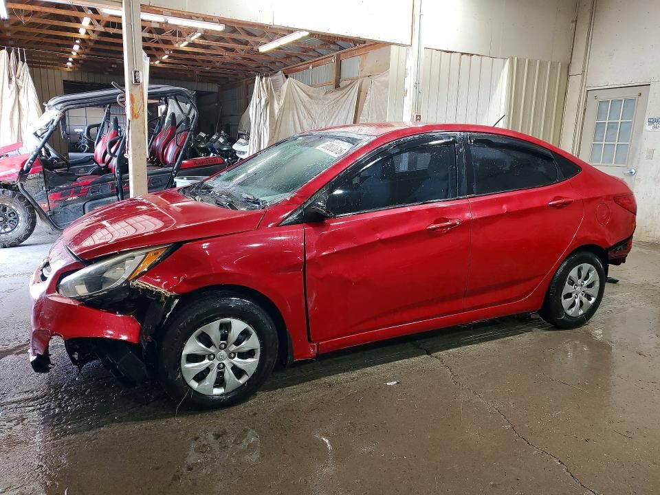 2015 HYUNDAI Accent