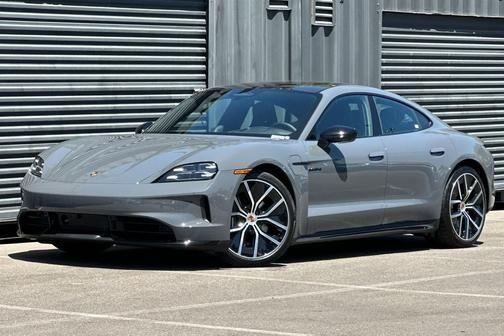 2026 PORSCHE Taycan