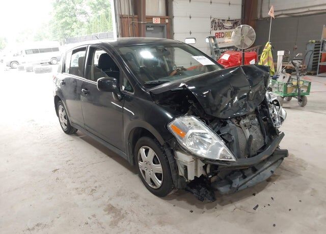 2011 NISSAN Versa