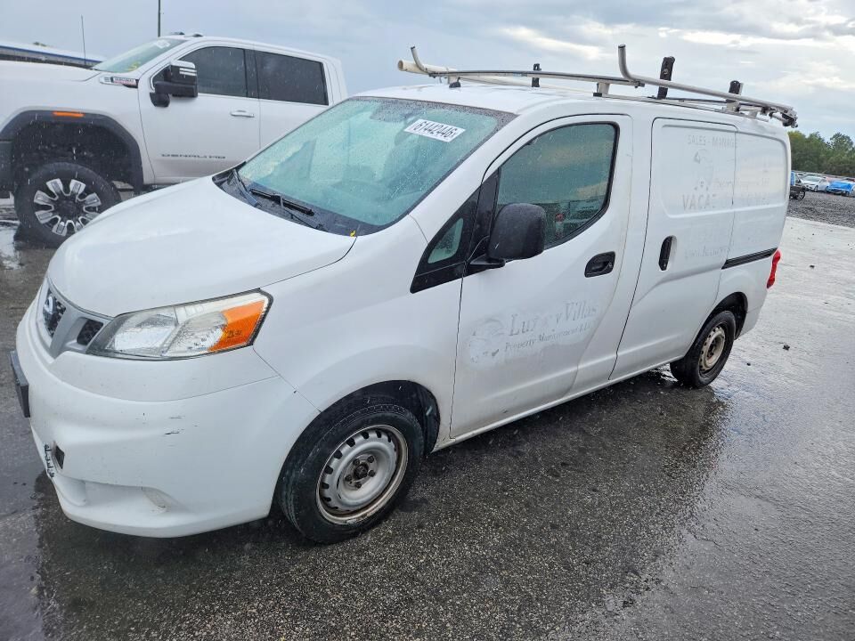 2014 NISSAN NV200