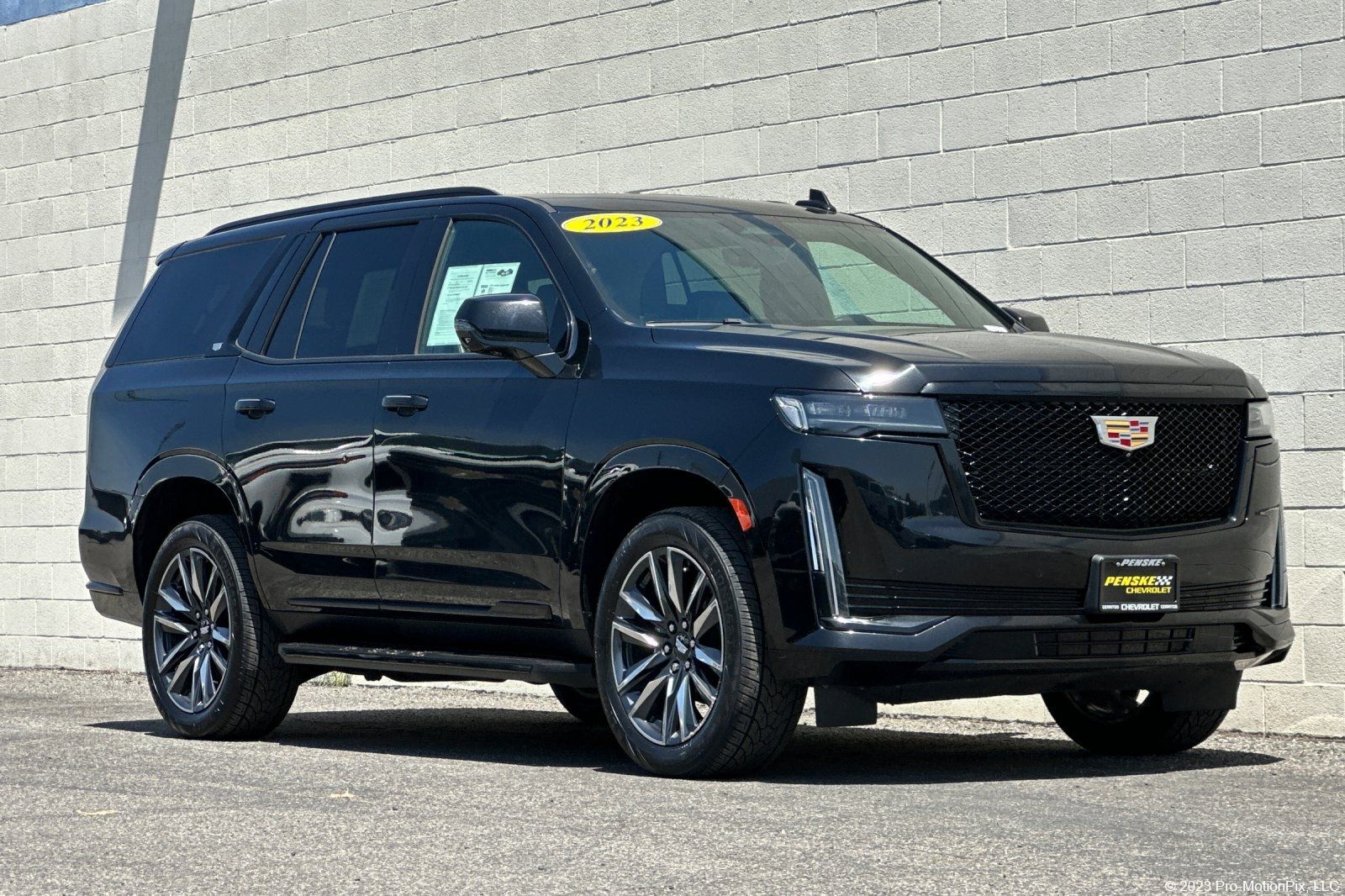 2023 CADILLAC Escalade
