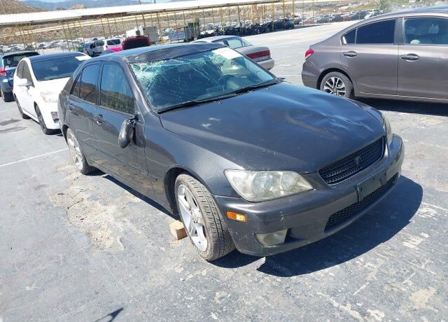 2004 LEXUS IS