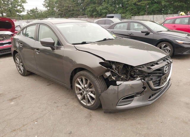 2018 MAZDA Mazda3