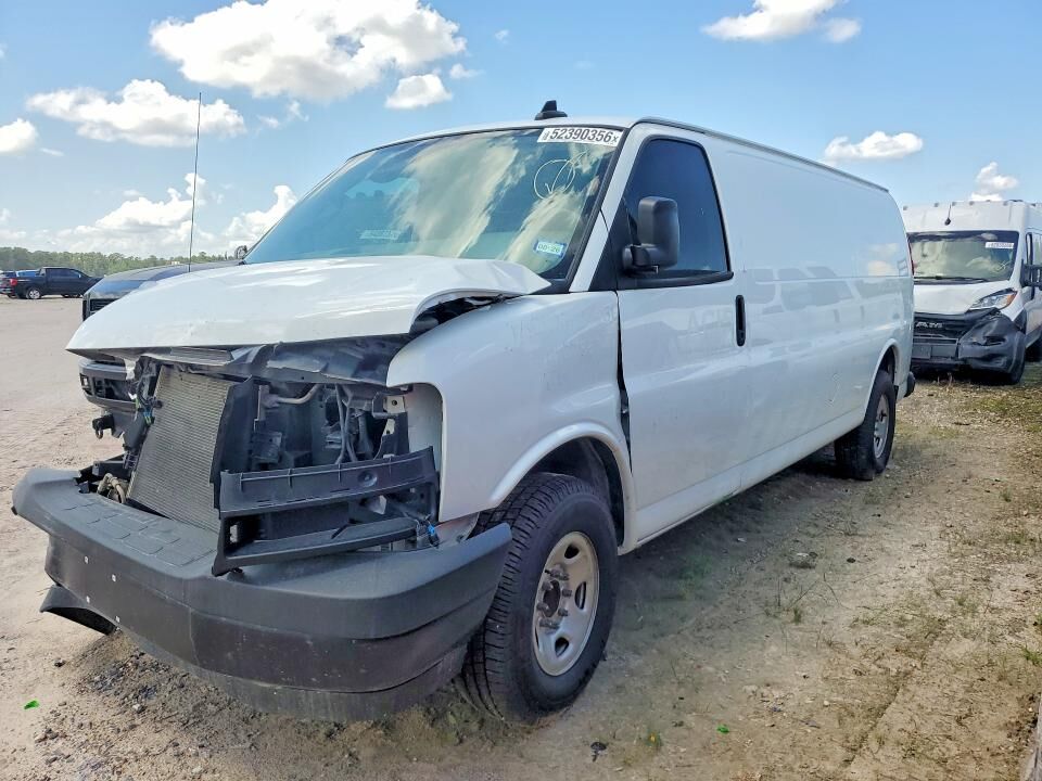 2022 CHEVROLET Express