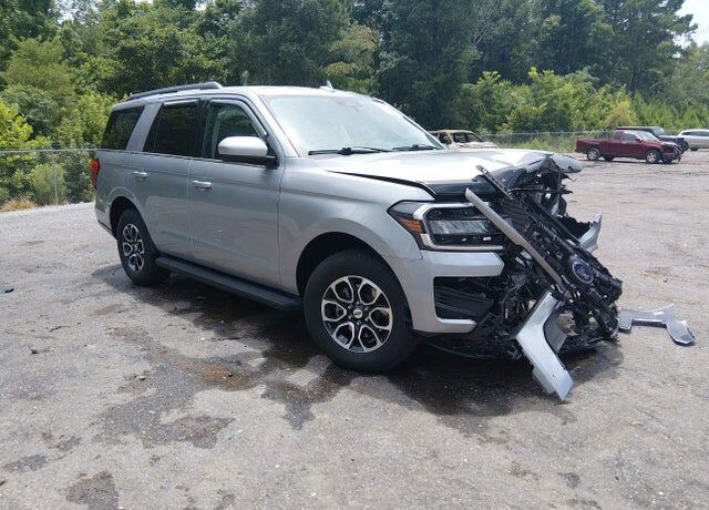 2024 FORD Expedition