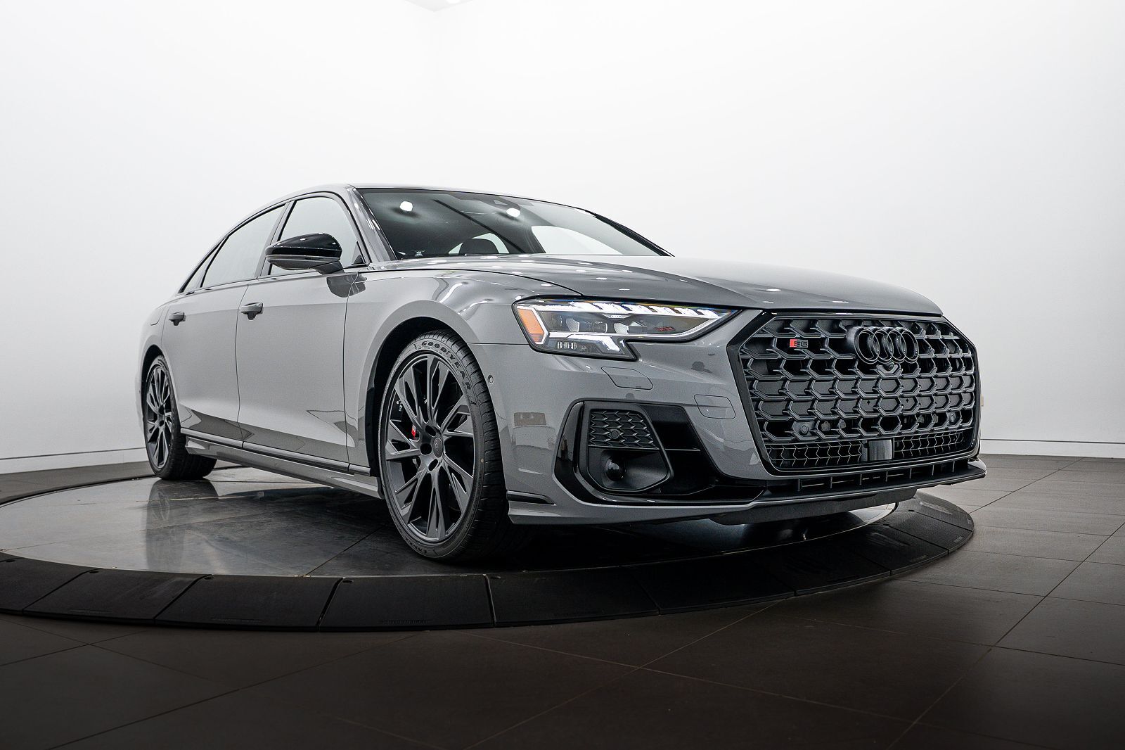 2026 AUDI S8