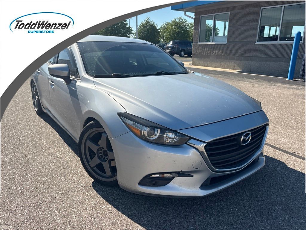 2018 MAZDA Mazda3