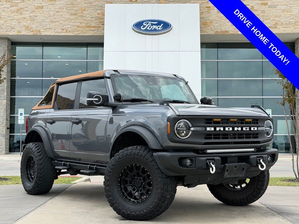 2022 FORD Bronco