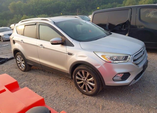 2017 FORD Escape