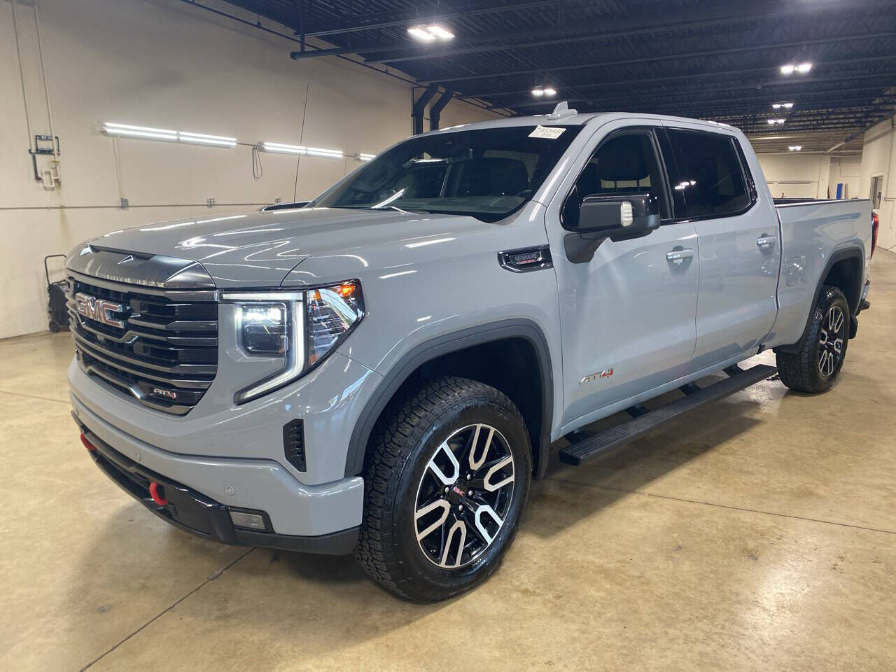 2024 GMC Sierra