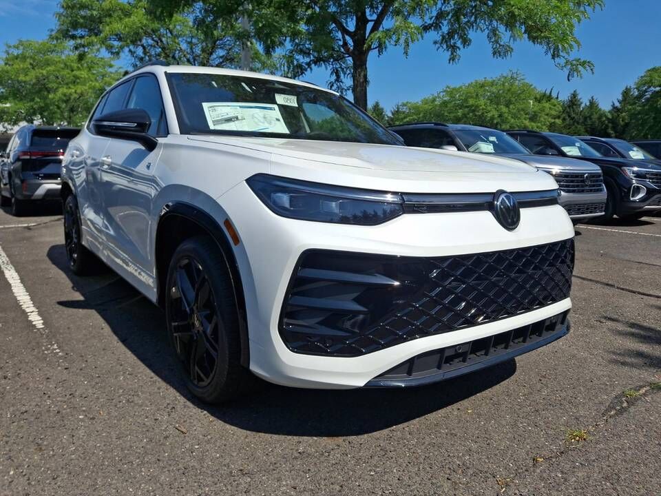 2026 VOLKSWAGEN Tiguan