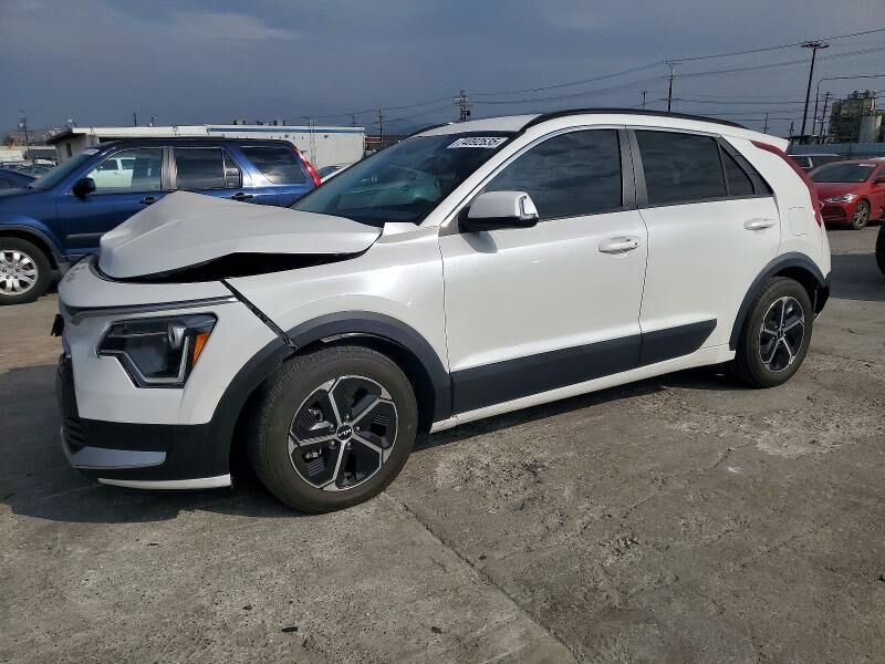 2023 KIA Niro
