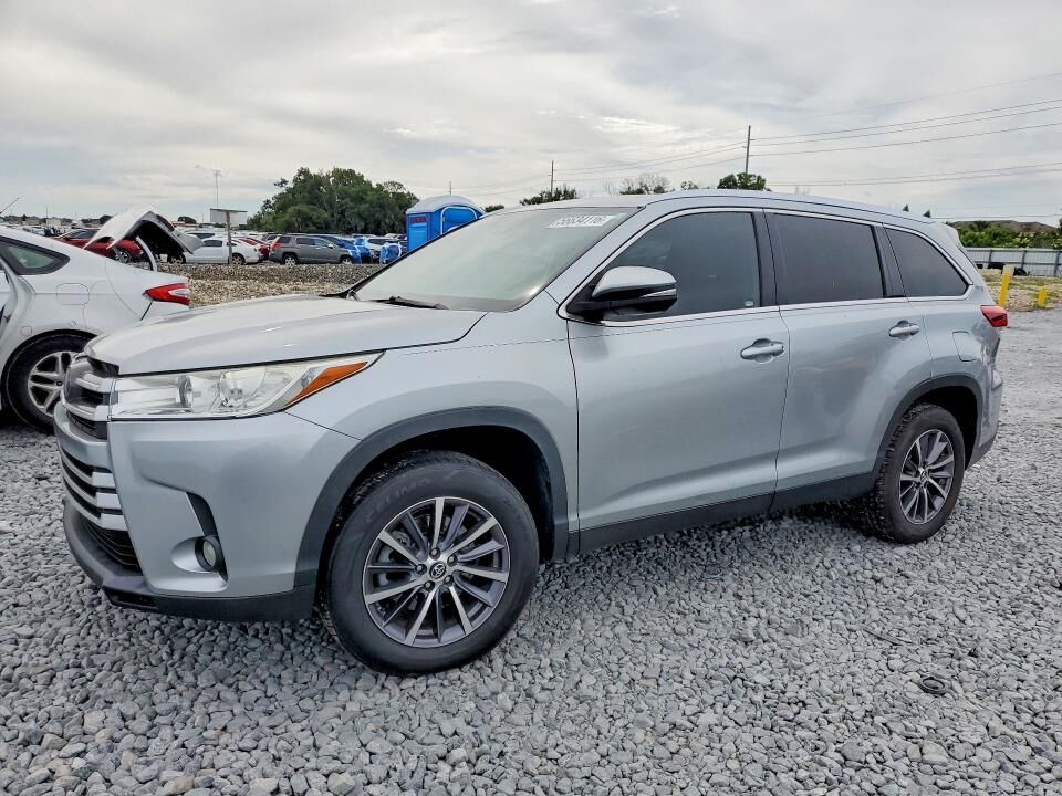 2019 TOYOTA Highlander