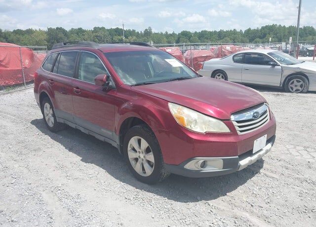 2011 SUBARU Outback