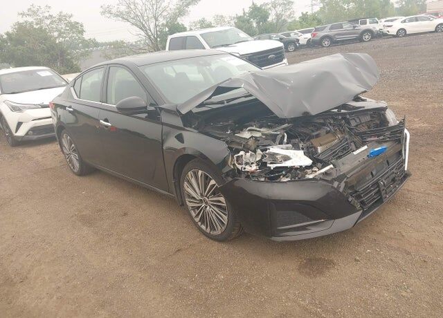 2024 NISSAN Altima