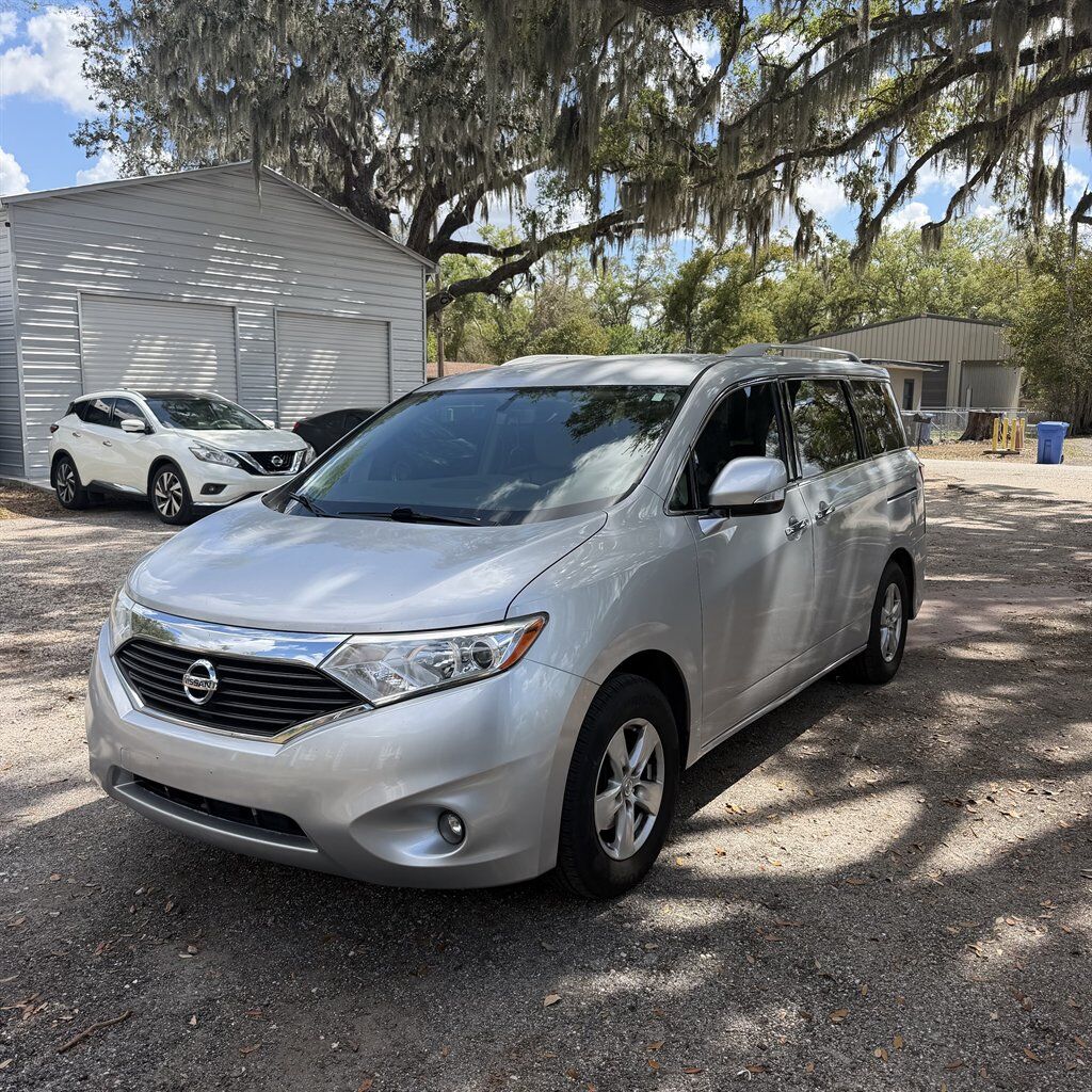 2017 NISSAN Quest