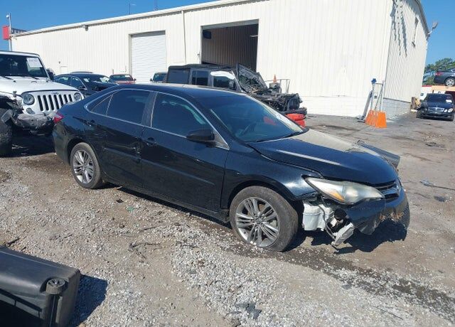 2017 TOYOTA Camry