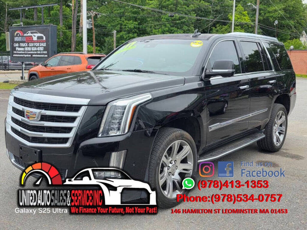 2017 CADILLAC Escalade