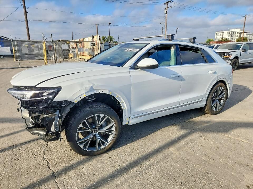 2026 AUDI Q8